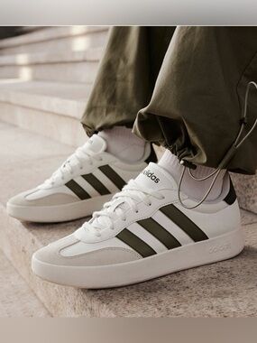 Adidas Barreda JI2309 Sneakers Men's Off White Olive Sportswear Shoes Size 11.5